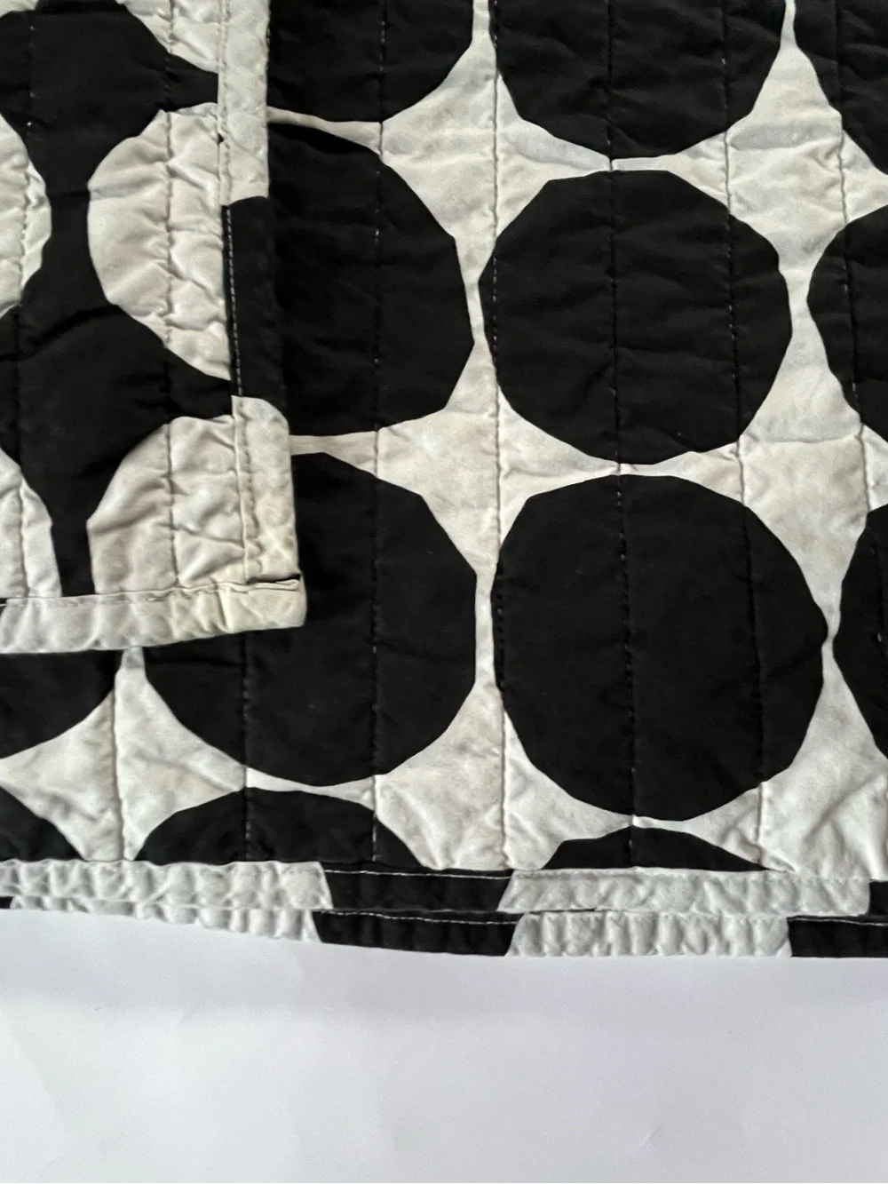 Marimekko Pienet Kivet Reversible Twin Size Quilt